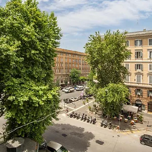 Giulio Cesare Charming Great Location Apartment Rome